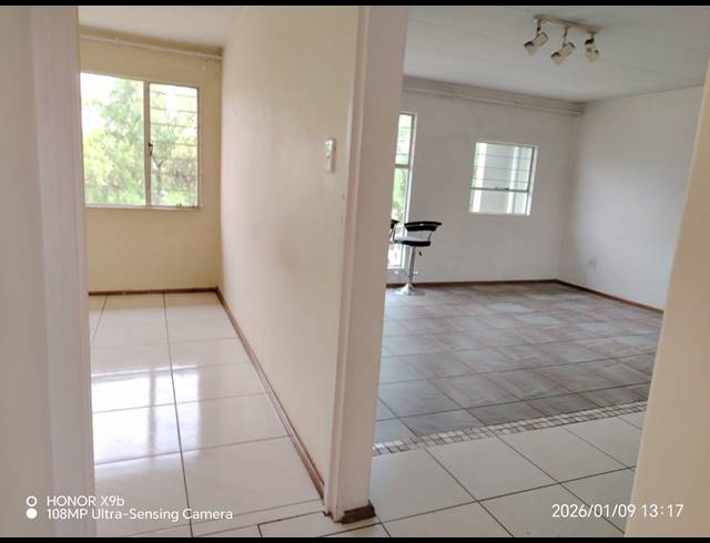 2 BEDROOM APARTMENT FOR SALE IN VORNA VALLEY